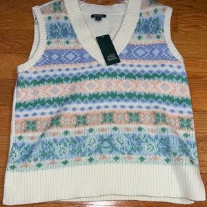 Sweater vest